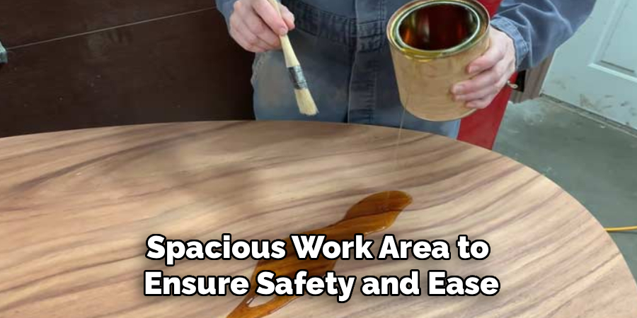 Spacious Work Area to 
Ensure Safety and Ease
